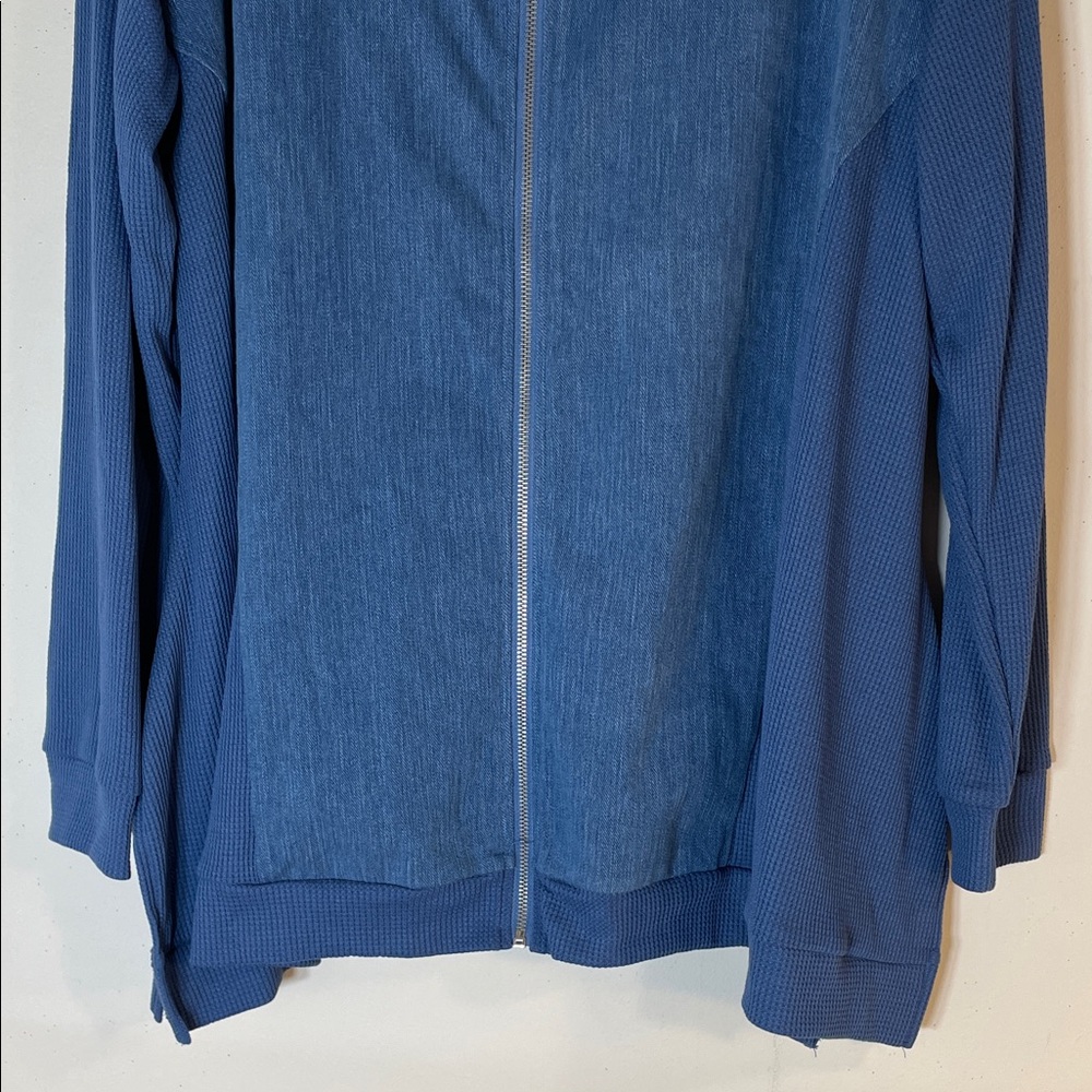 NWT. DG2 by Diane Gilman Blue Zip-Up Two-Tone Hoodie. 2X. - Picture 4 of 10